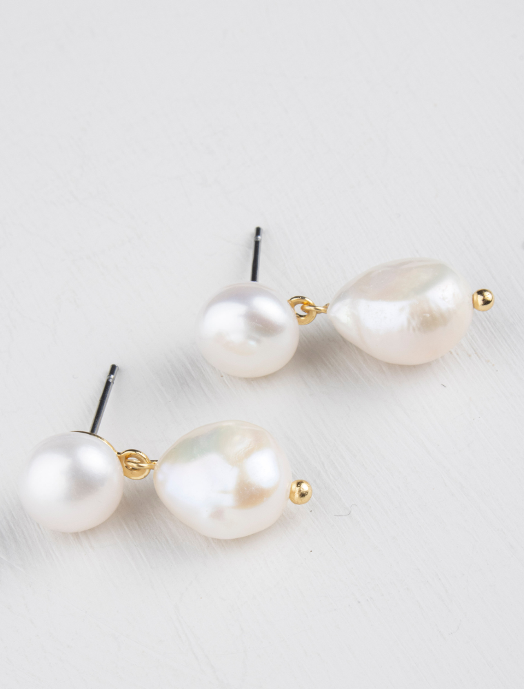 Olia Avery Earrings Gold Plated Baroque Pearl
