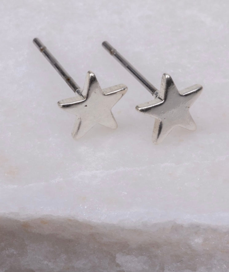 Olia Boston Star Earrings Silver