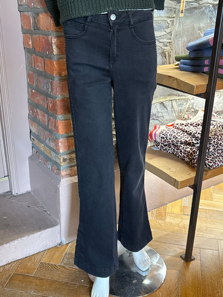 Eva Kayan Black Jeans