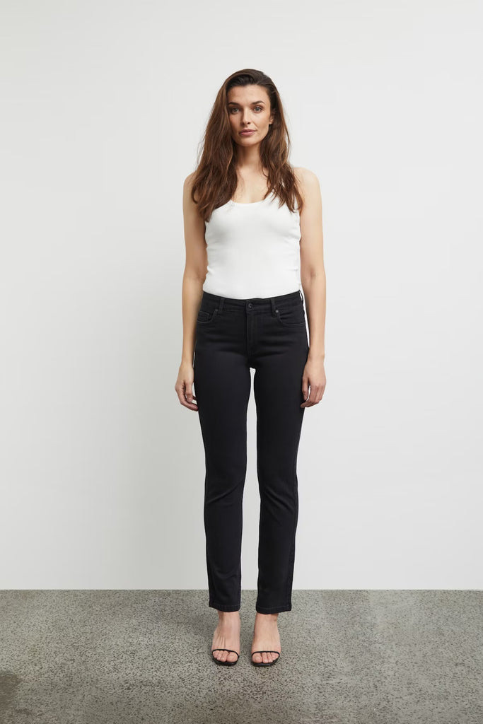 Pulz Emma HW Jeans Medium Straight Leg black