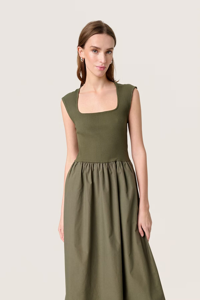 Soaked in Luxury Phoebe Dress Green