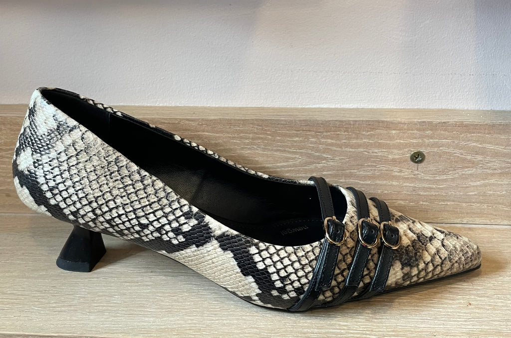 Lodi I12 Snake Print Shoes