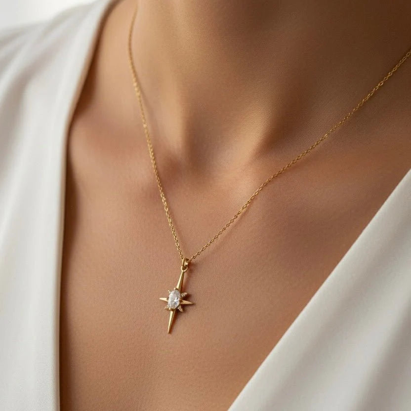 DI Stella Necklace