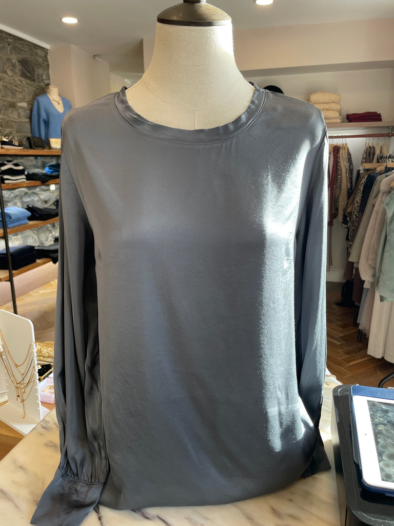 Pia B Stide Gray Long Sleeve Top