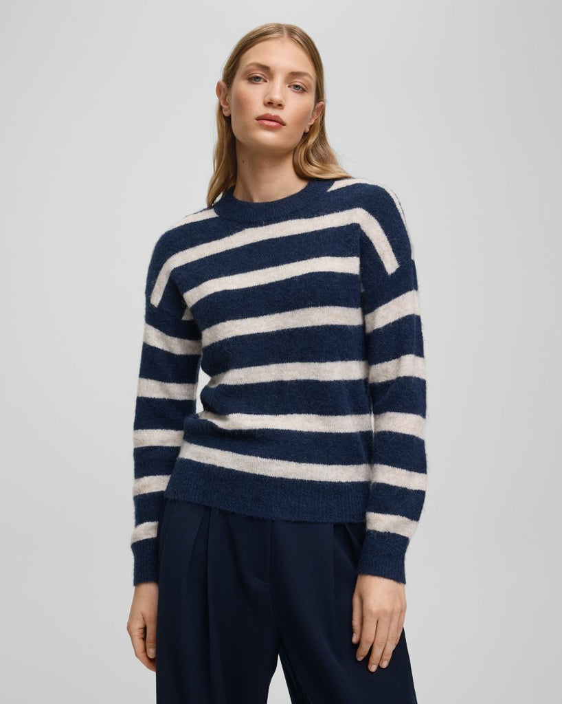 MSCH Festina Pullover Sky Cap