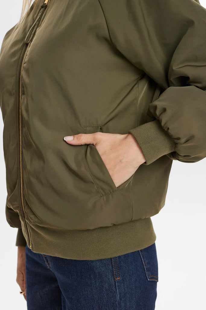 NÜMPH Etera Reversible Jacket