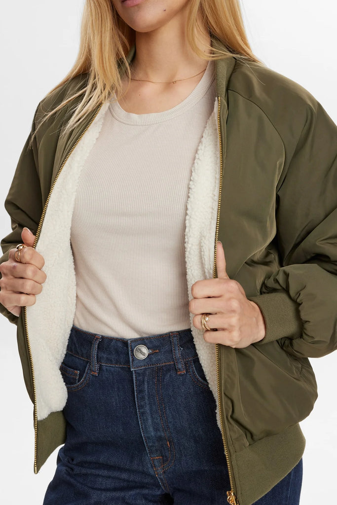 NÜMPH Etera Reversible Jacket