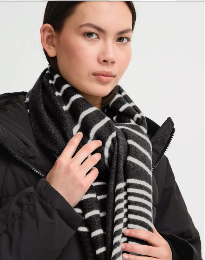 ICHI Lana Scarf