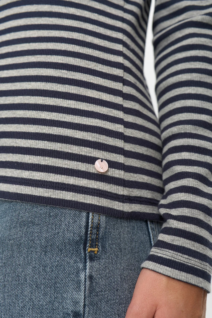 NÜMPH Melany LS Blouse Dark Sapphire