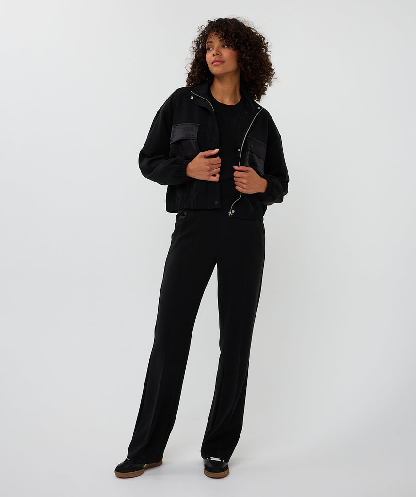 Esqualo Modal Bomber Black