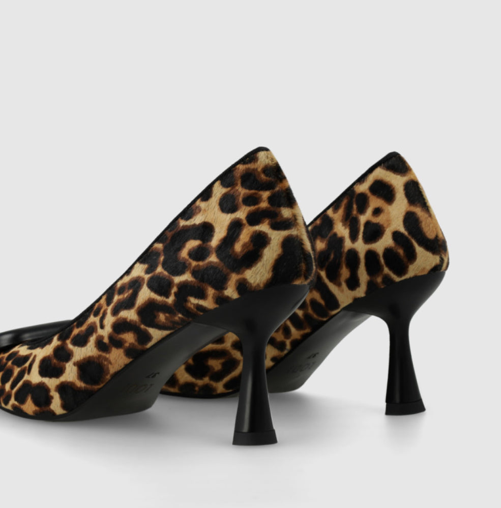 Lodi G19 Animal Print Pumps