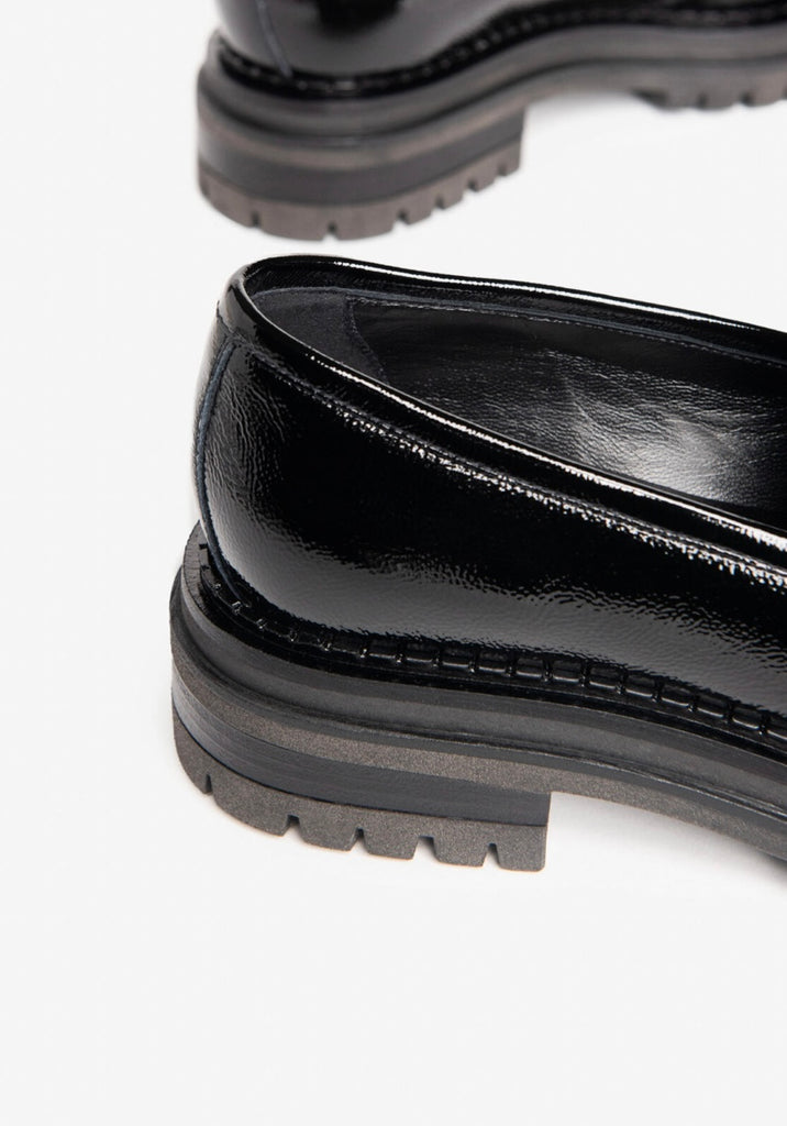 NeroGiardini E4 Black Patent Loafers