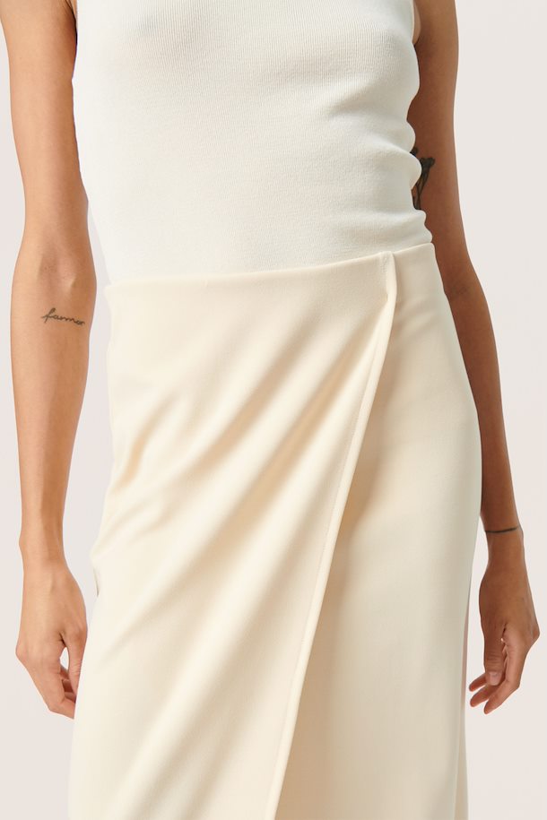 Soaked in Luxury Bea Skirt Sandshell