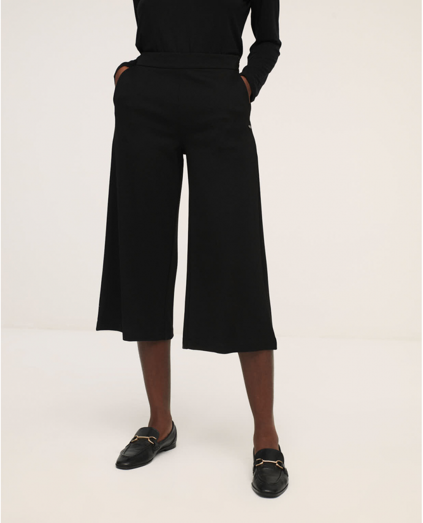 SK Wide Black Trousers